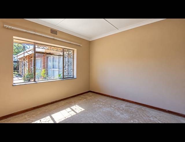 9.30HA FARM FOR SALE IN RIETSPRUIT